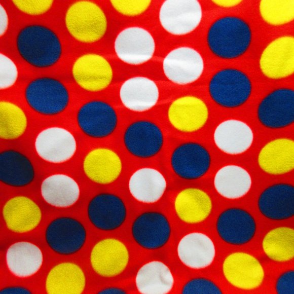 Polka Dots 87" x 58" Fleece Blanket - Picture 3 of 3